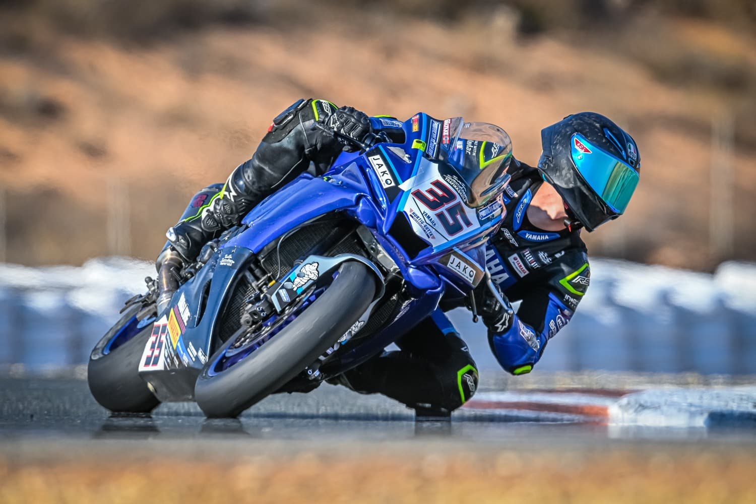 Vista lateral del piloto